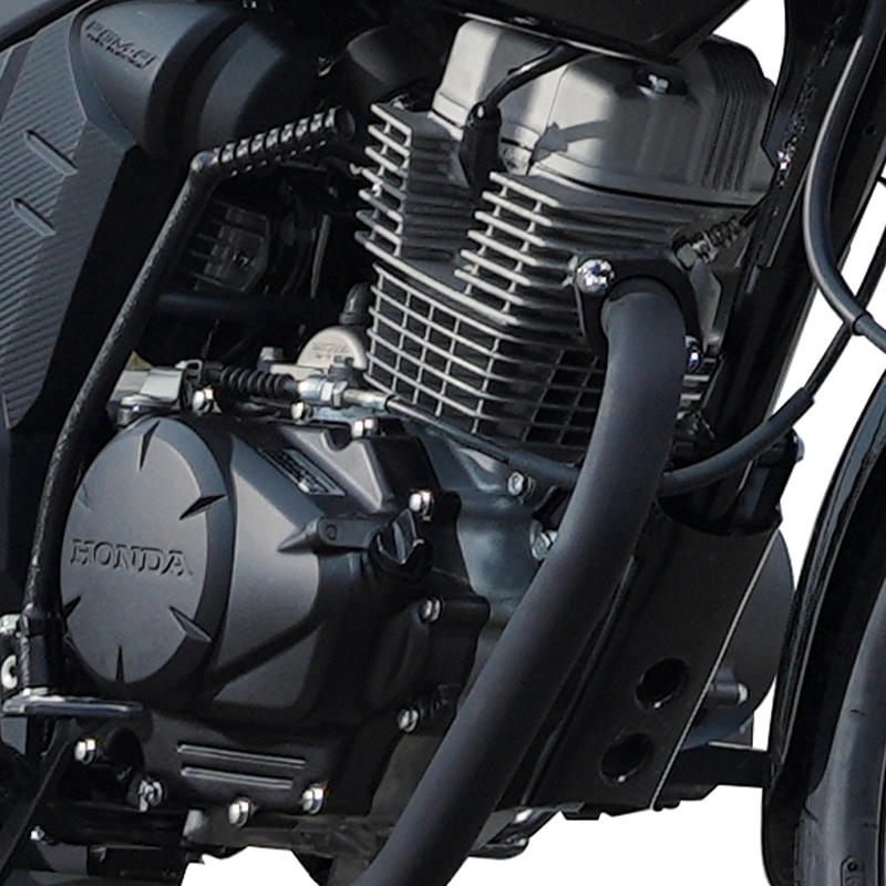 Mesin 150cc yang lebih tangguh & responsif berstandar emisi Euro-3 lebih irit bahan bakar, ramah lingkungan dan hemat biaya perawatan