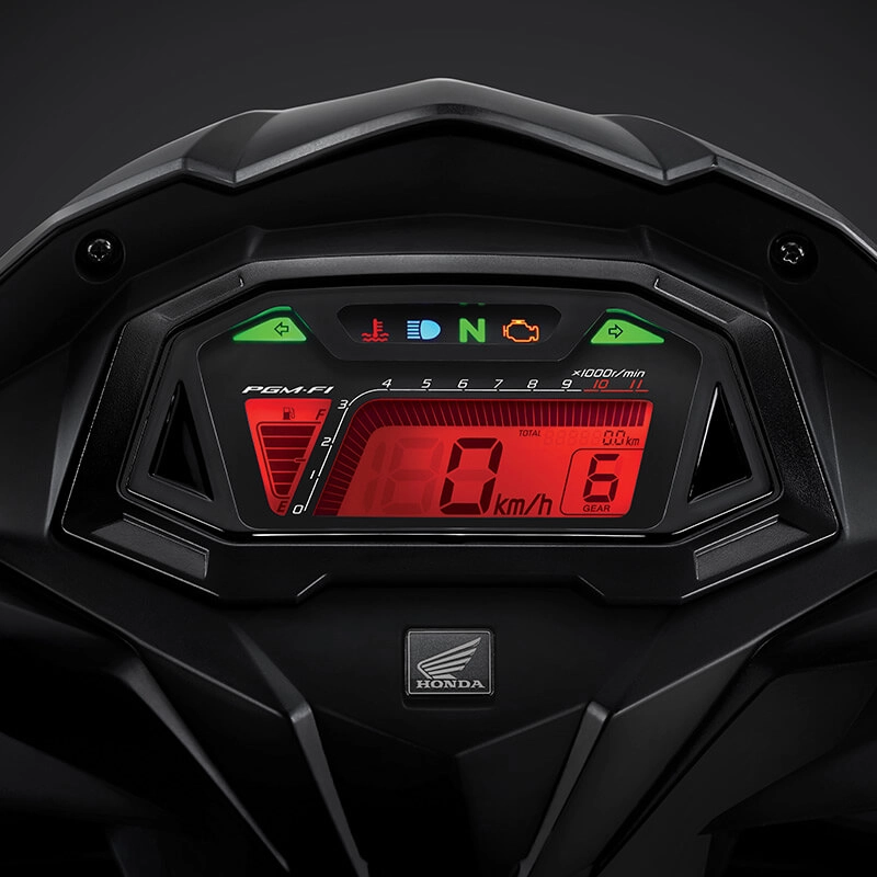 Panel meter full digital yang futuristik, memberikan sensasi lebih modern dan sporty. Melesat dengan sensasi 6 kecepatan jadi lebih seru.