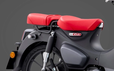 Passenger Seat will be sold separately as Honda Genuine Accessories