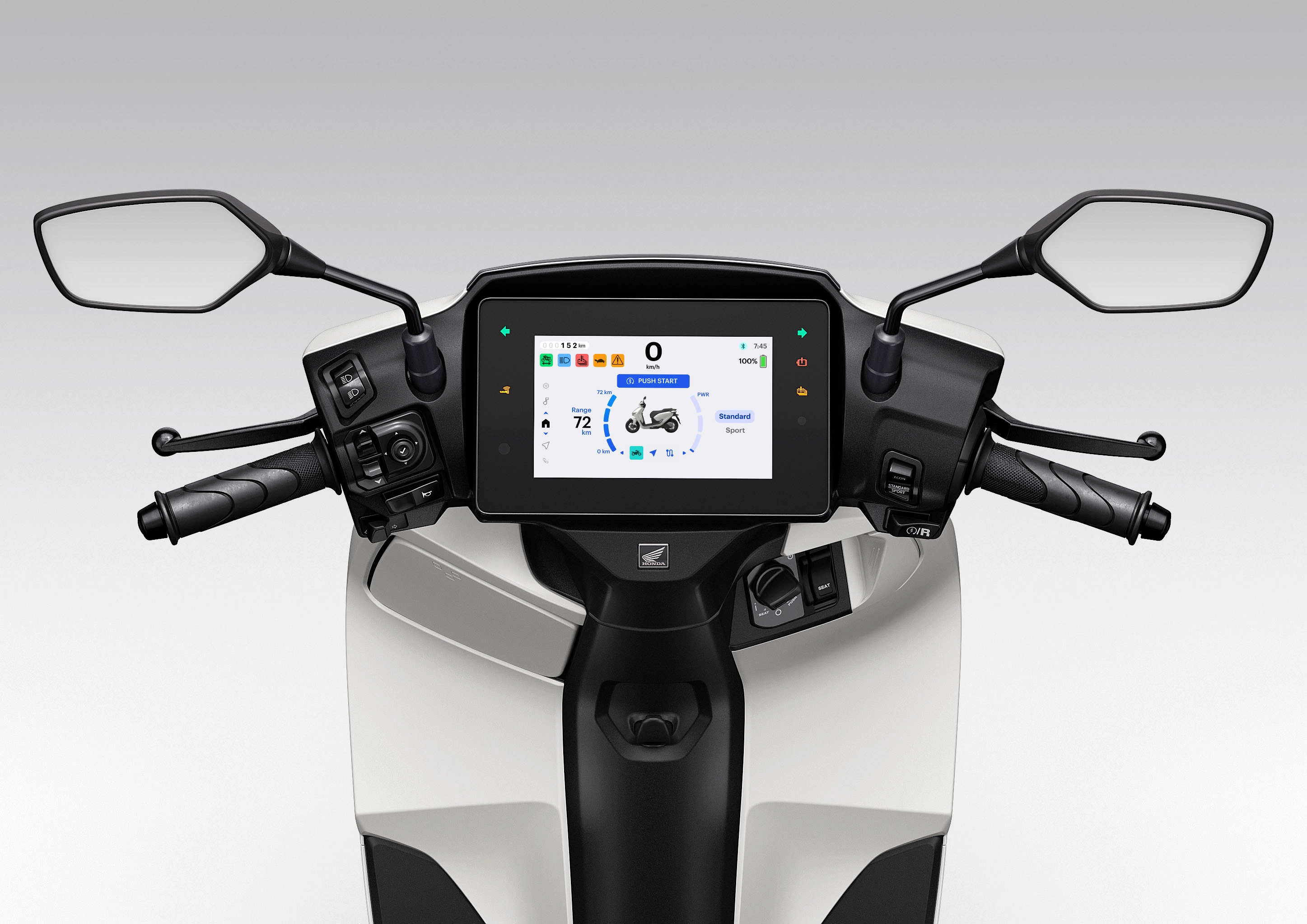 Panel instrumen layar warna yang canggih, mendukung navigasi dan kontrol musik via smartphone.