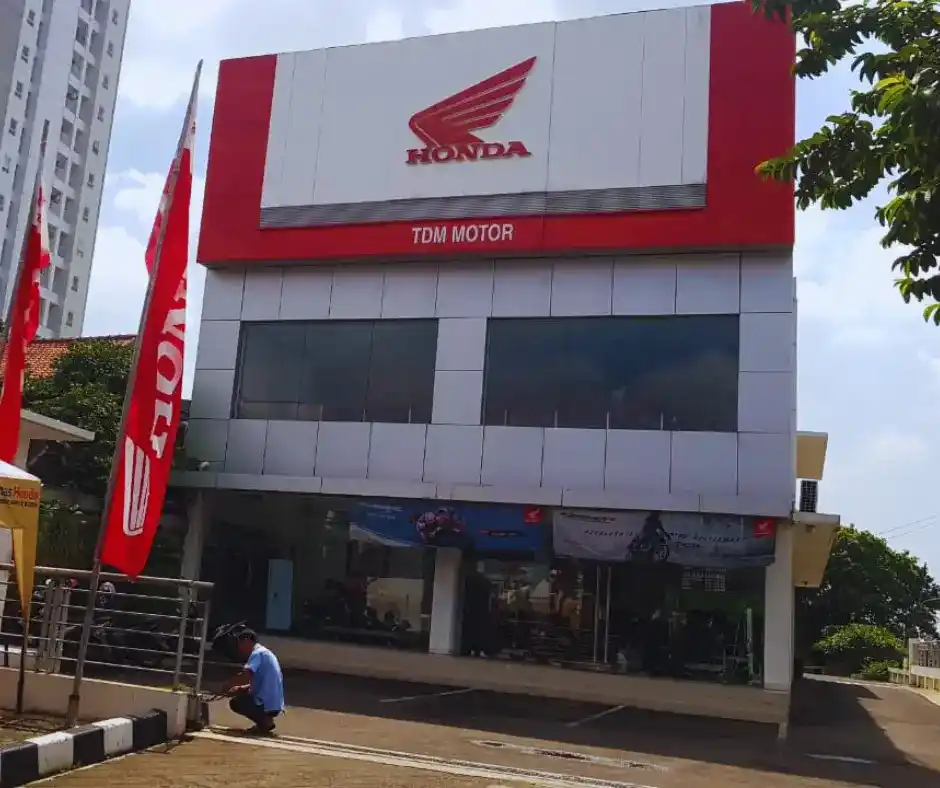 Dealer Motor Honda Bekasi - TDM CAMAN